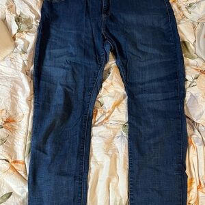 Women's Levi’s Dark Blue Jeans
